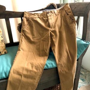 American Eagle, Original Straight, khakis.